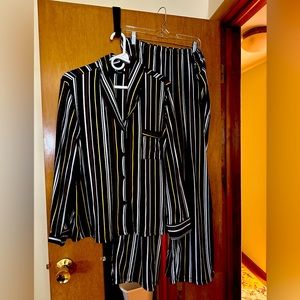 Womens Vera Wang Pajamas Large